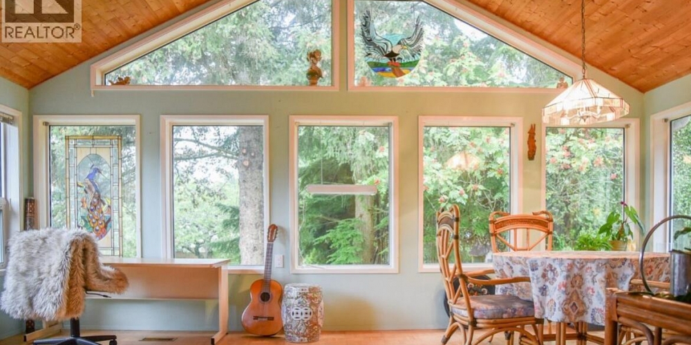 4822 HALLIWELL AVENUE Terrace Photo 15 4822 HALLIWELL AVENUE Terrace Photo 15